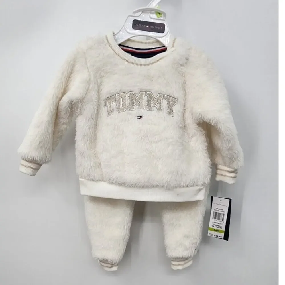 New NWT Baby Tommy Hilfiger 3-6 Month White Fluffy‎ Set Cozy Warm 2-Piece Set